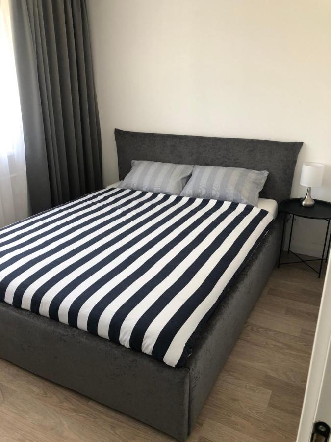 Good Night Apartaments Panevėžys Kültér fotó